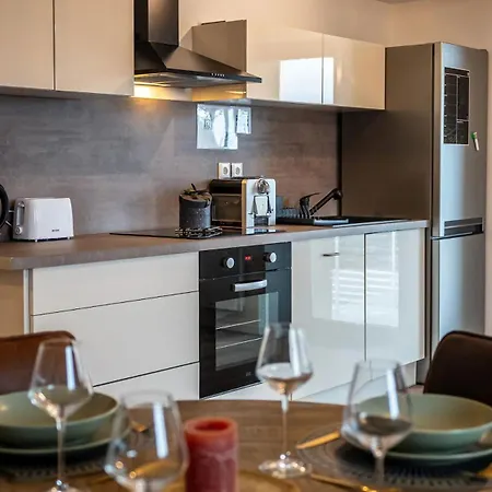 Apartament Beau Duplex F2 Neuf Sur Le Blanc *