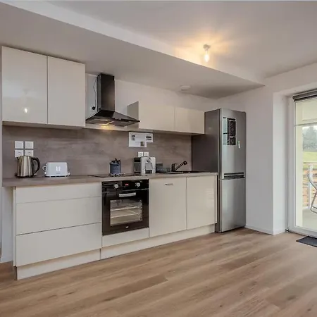 Beau Duplex F2 Neuf Sur Le Blanc Apartment *