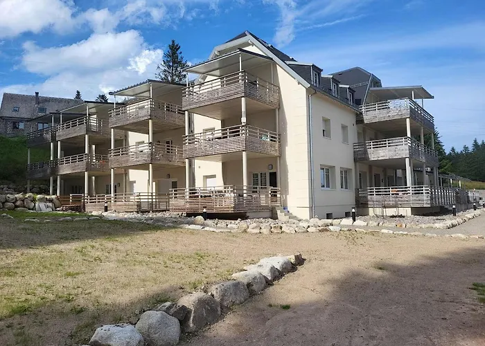 Beau Duplex F2 Neuf Sur Le Blanc *